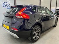 USED 2015 65 VOLVO V40 Cross Country 2.0 D4 SE Nav Hatchback 5dr Diesel Manual Euro 6 (s/s) (190 ps) Sat Nav, Heated Seats,&pound;20 TAX!