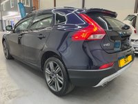 USED 2015 65 VOLVO V40 Cross Country 2.0 D4 SE Nav Hatchback 5dr Diesel Manual Euro 6 (s/s) (190 ps) Sat Nav, Heated Seats,&pound;20 TAX!