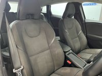 USED 2015 65 VOLVO V40 Cross Country 2.0 D4 SE Nav Hatchback 5dr Diesel Manual Euro 6 (s/s) (190 ps) Sat Nav, Heated Seats,&pound;20 TAX!