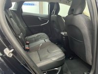 USED 2015 65 VOLVO V40 Cross Country 2.0 D4 SE Nav Hatchback 5dr Diesel Manual Euro 6 (s/s) (190 ps) Sat Nav, Heated Seats,&pound;20 TAX!