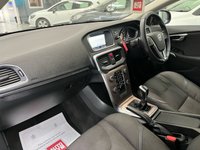 USED 2015 65 VOLVO V40 Cross Country 2.0 D4 SE Nav Hatchback 5dr Diesel Manual Euro 6 (s/s) (190 ps) Sat Nav, Heated Seats,&pound;20 TAX!