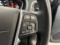 USED 2015 65 VOLVO V40 Cross Country 2.0 D4 SE Nav Hatchback 5dr Diesel Manual Euro 6 (s/s) (190 ps) Sat Nav, Heated Seats,&pound;20 TAX!