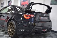 USED 2017 17 TOYOTA GT86 2.0 D-4S AERO 2d 197 BHP FACTORY AERO PK / FULL LEATHER