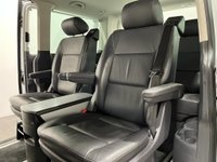 USED 2015 15 VOLKSWAGEN CARAVELLE 2.0 EXECUTIVE TDI BLUEMOTION TECHNOLOGY 5d 180 BHP 1 Owner, Automatic,  High Specification Executive Model
