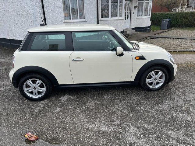 2011 MINI HATCH ONE - Photo 6