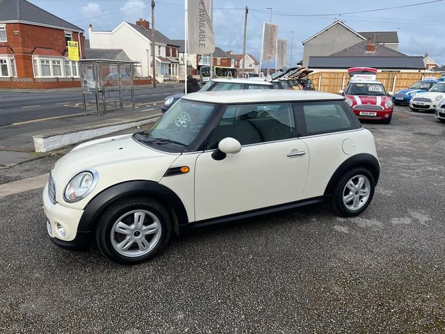 2011 MINI HATCH ONE - Photo 5