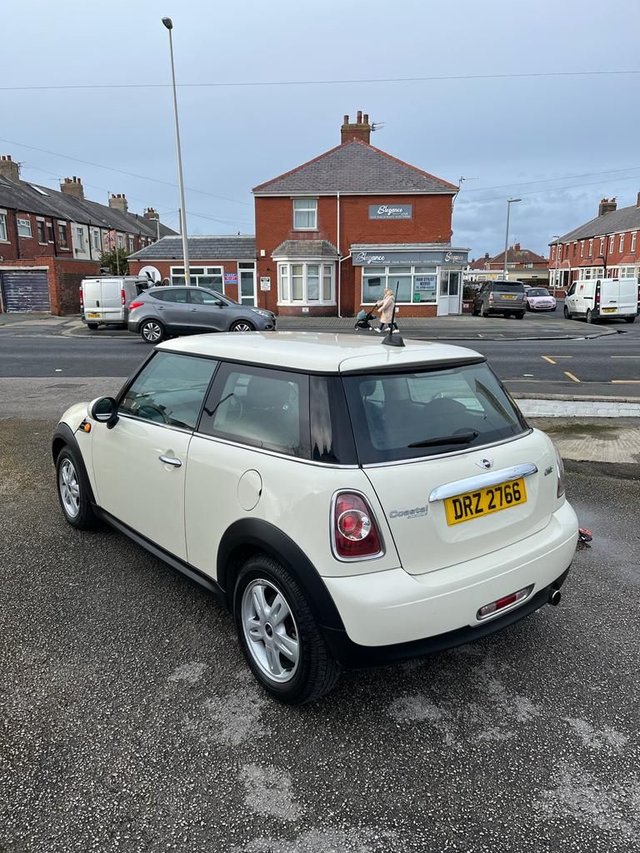 2011 MINI HATCH ONE - Photo 3