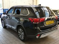 USED 2019 69 MITSUBISHI OUTLANDER 2.0 DESIGN 5d 148 BHP 7 SEATS APP BASED SAT NAV CAMERA HEATED SEATS PARKING SENSORS MITSUBISHI WARRANY TILL OCT 2024