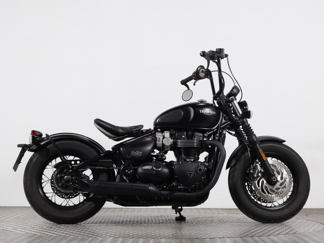 Matte Bonneville Bobber Black 2019 Triumph Bonneville Bobber 2019