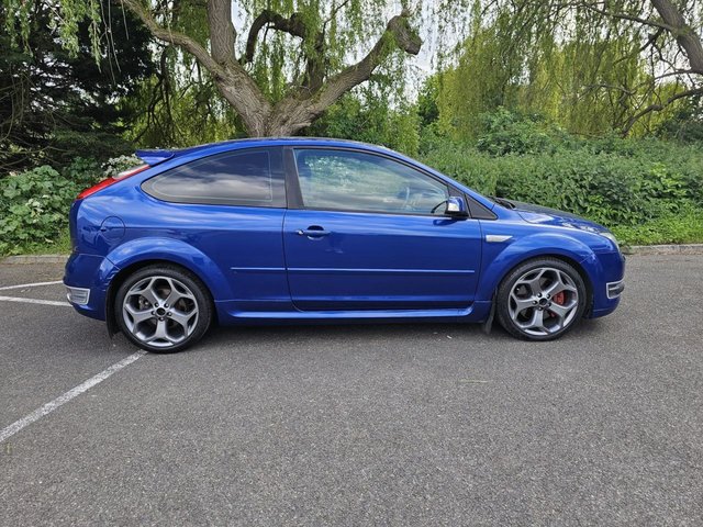 View our FORD FOCUS