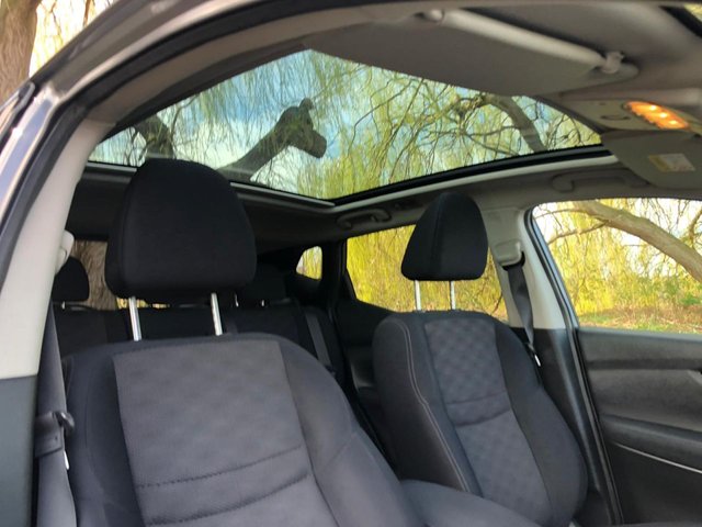 View our NISSAN QASHQAI