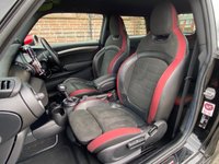 USED 2015 15 MINI HATCH JOHN COOPER WORKS 2.0 JOHN COOPER WORKS 3d 228 BHP 