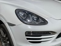 USED 2012 62 PORSCHE CAYENNE 3.0 D V6 TIPTRONIC 5d 245 BHP HUGE SPEC - 2012 PORSCHE CAYENNE 3.0 V6 DIESEL - TIP-TRONIC AUTOMATIC GEARBOX - FULL HEATED BLACK LEATHER - PANORAMIC GLASS ROOF - 21 INCH UPGRADE ALLOYS - SATELLITE NAVIGATION - DETATCHABLE TOW PACK - COMPREHENSIVE SERVICE HISTORY