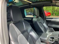 USED 2012 62 PORSCHE CAYENNE 3.0 D V6 TIPTRONIC 5d 245 BHP HUGE SPEC - 2012 PORSCHE CAYENNE 3.0 V6 DIESEL - TIP-TRONIC AUTOMATIC GEARBOX - FULL HEATED BLACK LEATHER - PANORAMIC GLASS ROOF - 21 INCH UPGRADE ALLOYS - SATELLITE NAVIGATION - DETATCHABLE TOW PACK - COMPREHENSIVE SERVICE HISTORY