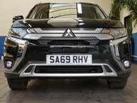 USED 2019 69 MITSUBISHI OUTLANDER 2.0 EXCEED 5d 148 BHP 7 SEATS SAT NAV LEATHER HEATED SEATS 1 OWNER MITSUBISHI WARRANTY NOV 2024