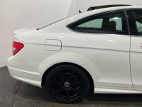 USED 2014 64 MERCEDES-BENZ C-CLASS 2.1 C220 CDI AMG SPORT EDITION PREMIUM PLUS 2d 168 BHP Striking Polar white C220 CDI AMG Sport Edition Premium Plus, High gloss black alloy wheels, Panoramic glass roof