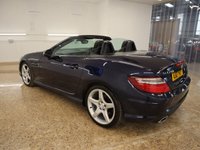 USED 2012 12 MERCEDES-BENZ SLK 2.1 SLK250 CDI BLUEEFFICIENCY AMG SPORT 2d 204 BHP WITH FITTED FACTORY EXTRAS AND IN SUPERB CONDITION THIS SLK IS STUNNING