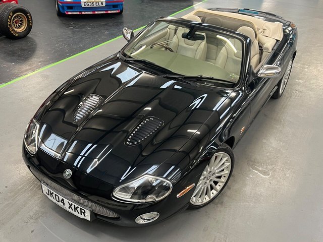 View our JAGUAR XK8