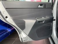 USED 2005 55 VOLVO V50 2.0 D SPORT 5d 135 BHP SUNROOF - HEATED SEATS