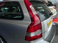 USED 2005 55 VOLVO V50 2.0 D SPORT 5d 135 BHP SUNROOF - HEATED SEATS