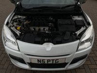 USED 2011 N RENAULT MEGANE 2.0 DYNAMIQUE TOMTOM VVT 2d 140 BHP LOW RATE FINANCE
