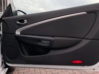 USED 2011 N RENAULT MEGANE 2.0 DYNAMIQUE TOMTOM VVT 2d 140 BHP LOW RATE FINANCE