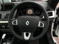USED 2011 N RENAULT MEGANE 2.0 DYNAMIQUE TOMTOM VVT 2d 140 BHP LOW RATE FINANCE