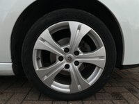 USED 2011 N RENAULT MEGANE 2.0 DYNAMIQUE TOMTOM VVT 2d 140 BHP LOW RATE FINANCE