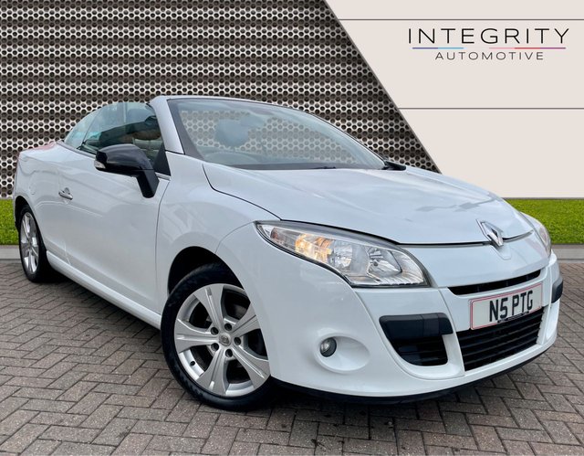 2011 N Renault Megane 2.0 DYNAMIQUE TOMTOM VVT 2d 140 BHP