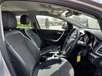 USED 2013 13 VAUXHALL ASTRA 1.4 SE 5d 138 BHP 