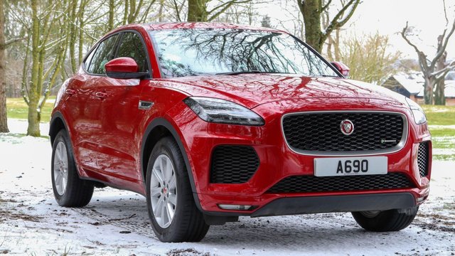 2018 68 Jaguar E-Pace 2.0d (150) R-Dynamic S 5dr 6 Spd Manual Euro6 (Panoramic Sunroof)
