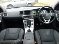 USED 2013 62 VOLVO V60 1.6 D2 R-DESIGN 5d 113 BHP www.suffolkcarcentre.co.uk - Located at Reydon