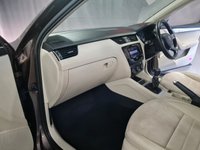 USED 2014 14 SKODA OCTAVIA 2.0 ELEGANCE TDI CR 5d 148 BHP 