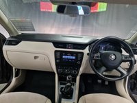 USED 2014 14 SKODA OCTAVIA 2.0 ELEGANCE TDI CR 5d 148 BHP 