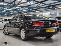 USED 2014 14 VOLKSWAGEN PHAETON 3.0 V6 TDI 4MOTION 4d 242 BHP 