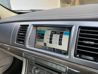 USED 2011 61 JAGUAR XF 3.0 V6 PORTFOLIO 4d 240 BHP 