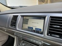 USED 2011 61 JAGUAR XF 3.0 V6 PORTFOLIO 4d 240 BHP 
