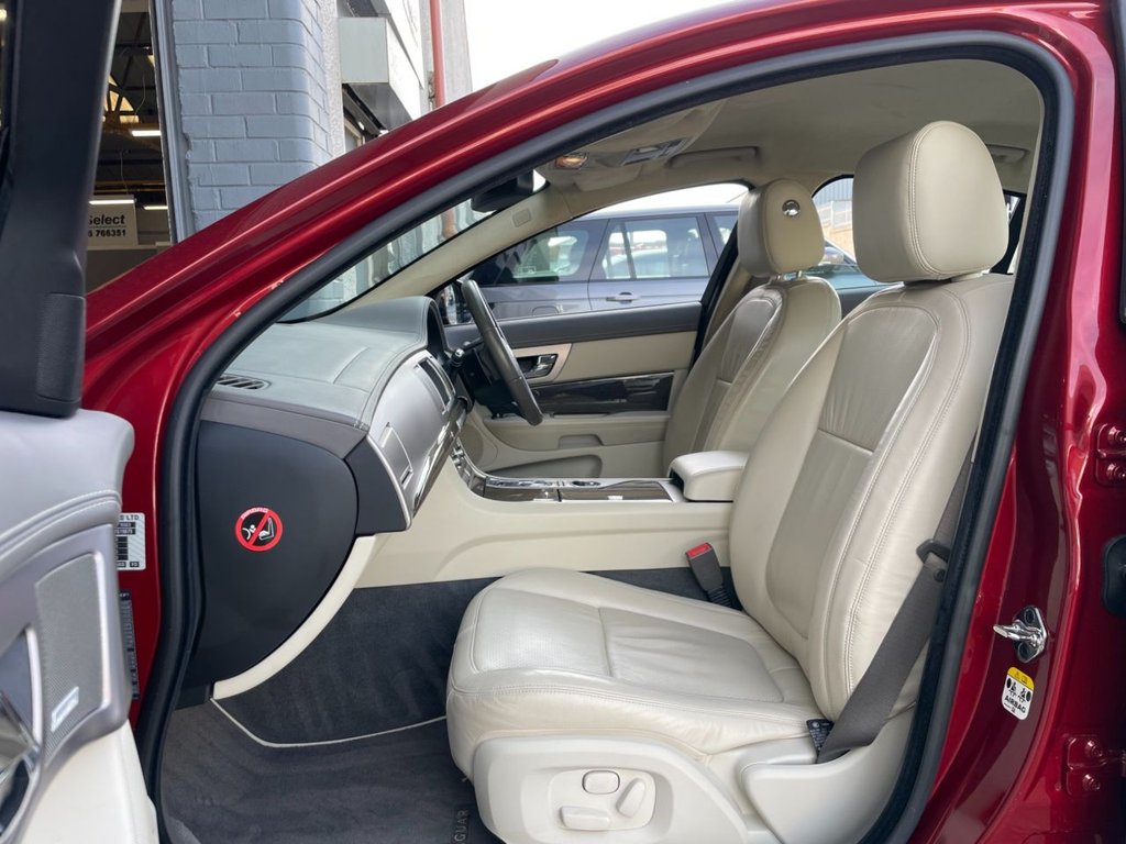 USED 2011 61 JAGUAR XF 3.0 V6 PORTFOLIO 4d 240 BHP 