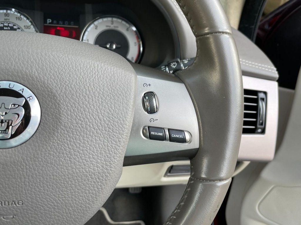 USED 2011 61 JAGUAR XF 3.0 V6 PORTFOLIO 4d 240 BHP 