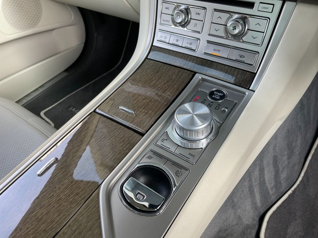USED 2011 61 JAGUAR XF 3.0 V6 PORTFOLIO 4d 240 BHP 