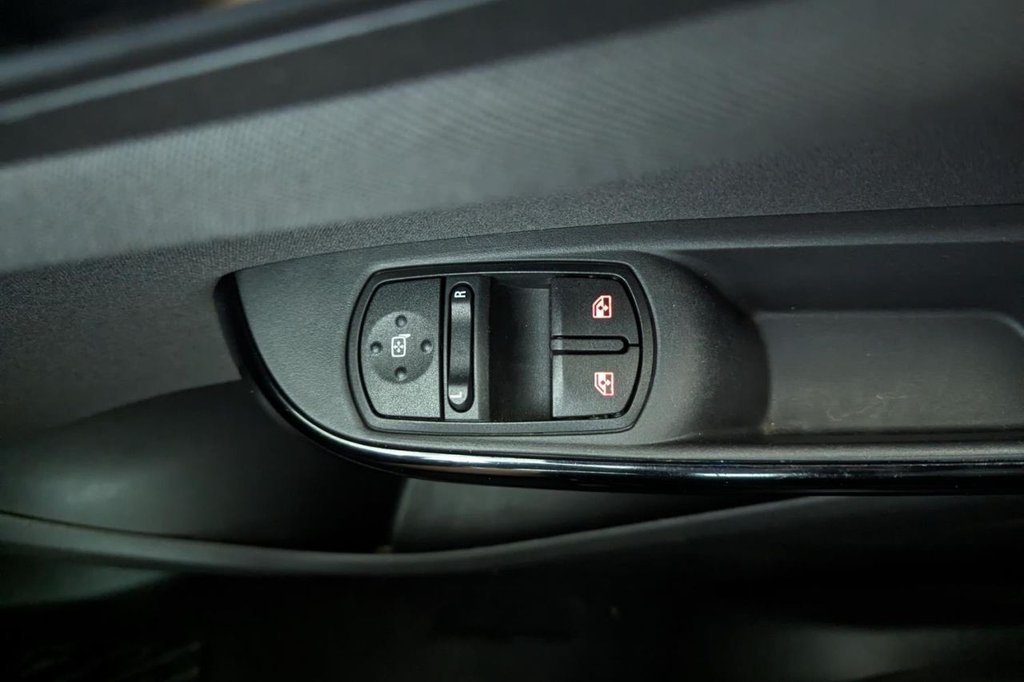 USED 2017 67 VAUXHALL CORSA 1.4 SRI VX-LINE ECOFLEX 5d 