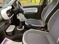 USED 2014 64 RENAULT TWINGO 1.0 DYNAMIQUE SCE S/S 5d 70 BHP * SATNAV *     MEGA SPEC