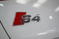 USED 2017 17 AUDI S4 3.0 TFSI S4 QUATTRO 4d 349 BHP B&O / CARBON / DIGITAL DASH