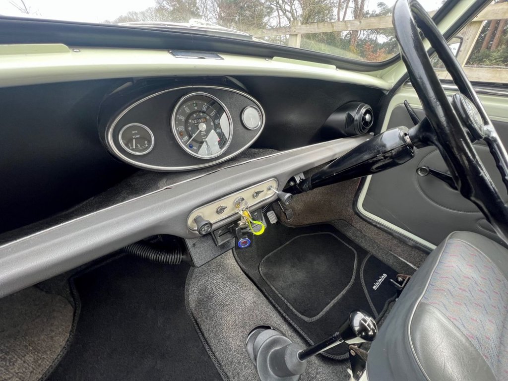 USED 1973 MORRIS MINI 1000 // Classic // 1.0 // px swap  