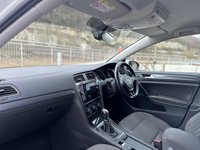 USED 2017 67 VOLKSWAGEN GOLF 1.6 SE NAVIGATION TDI BLUEMOTION TECHNOLOGY DSG 5d 114 BHP 