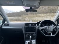 USED 2017 67 VOLKSWAGEN GOLF 1.6 SE NAVIGATION TDI BLUEMOTION TECHNOLOGY DSG 5d 114 BHP 