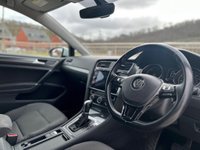 USED 2017 67 VOLKSWAGEN GOLF 1.6 SE NAVIGATION TDI BLUEMOTION TECHNOLOGY DSG 5d 114 BHP 