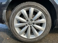 USED 2013 13 VOLKSWAGEN PASSAT 2.0 HIGHLINE TDI BLUEMOTION TECHNOLOGY DSG 4d 139 BHP FRONT AND REAR PARKING AID + AUTO HOLD +  START STOP +  KEYLESS START +  CLIMATE CONTROL +  CRUISE CONTROL +  BLUETOOTH +  DAB RADIO +  AUX +