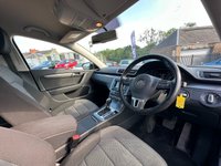 USED 2013 13 VOLKSWAGEN PASSAT 2.0 HIGHLINE TDI BLUEMOTION TECHNOLOGY DSG 4d 139 BHP FRONT AND REAR PARKING AID + AUTO HOLD +  START STOP +  KEYLESS START +  CLIMATE CONTROL +  CRUISE CONTROL +  BLUETOOTH +  DAB RADIO +  AUX +
