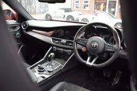 USED 2018 18 ALFA ROMEO GIULIA 2.9 V6 BITURBO QUADRIFOGLIO 4d 503 BHP CARBON CERAMICS & BUCKET SEATS